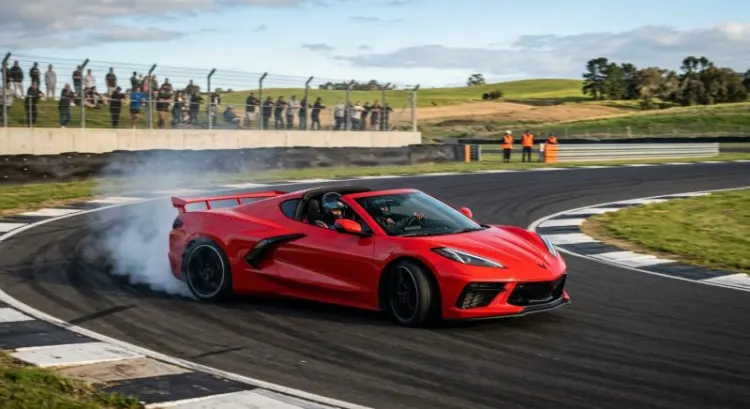 Expérience pilotage voiture en cadeau : supercar ou rallye en 2026